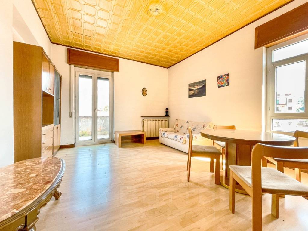 Appartamento a Verbania in Via Leopoldo Franzosini - Foto 5