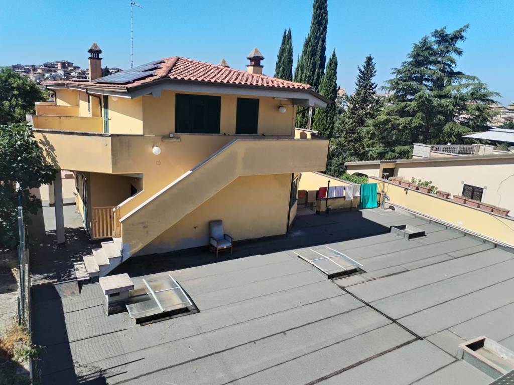 Palazzo / stabile a Fonte nuova - Foto 5