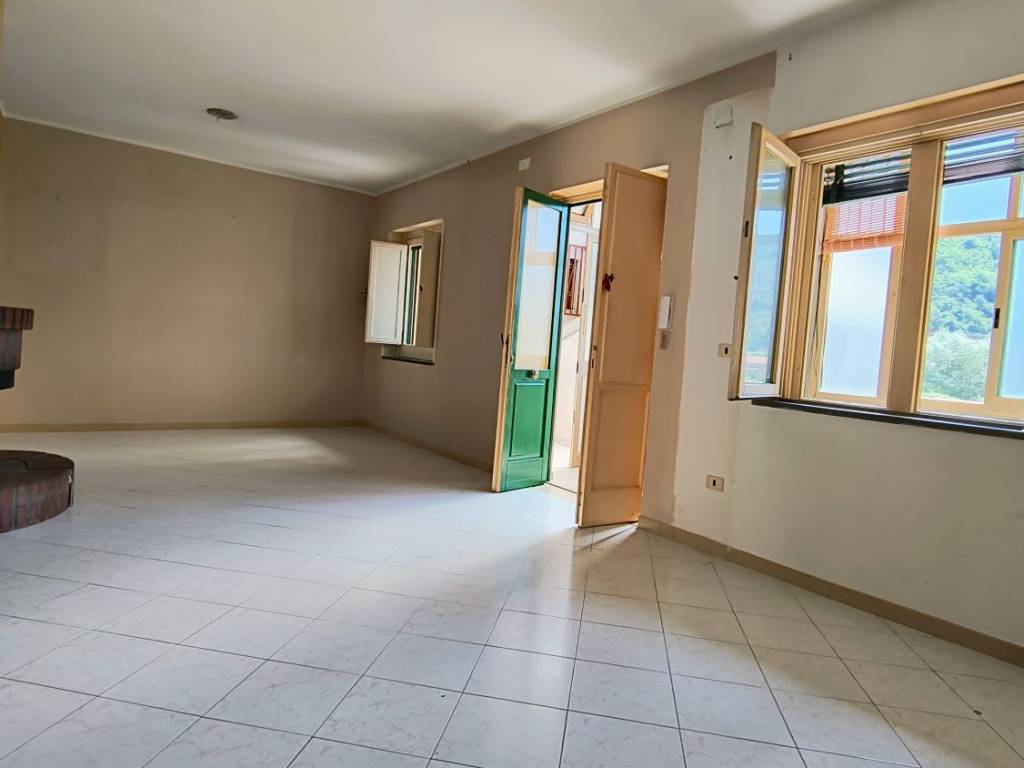 Appartamento a Giffoni valle piana in Via Trieste - Foto 3