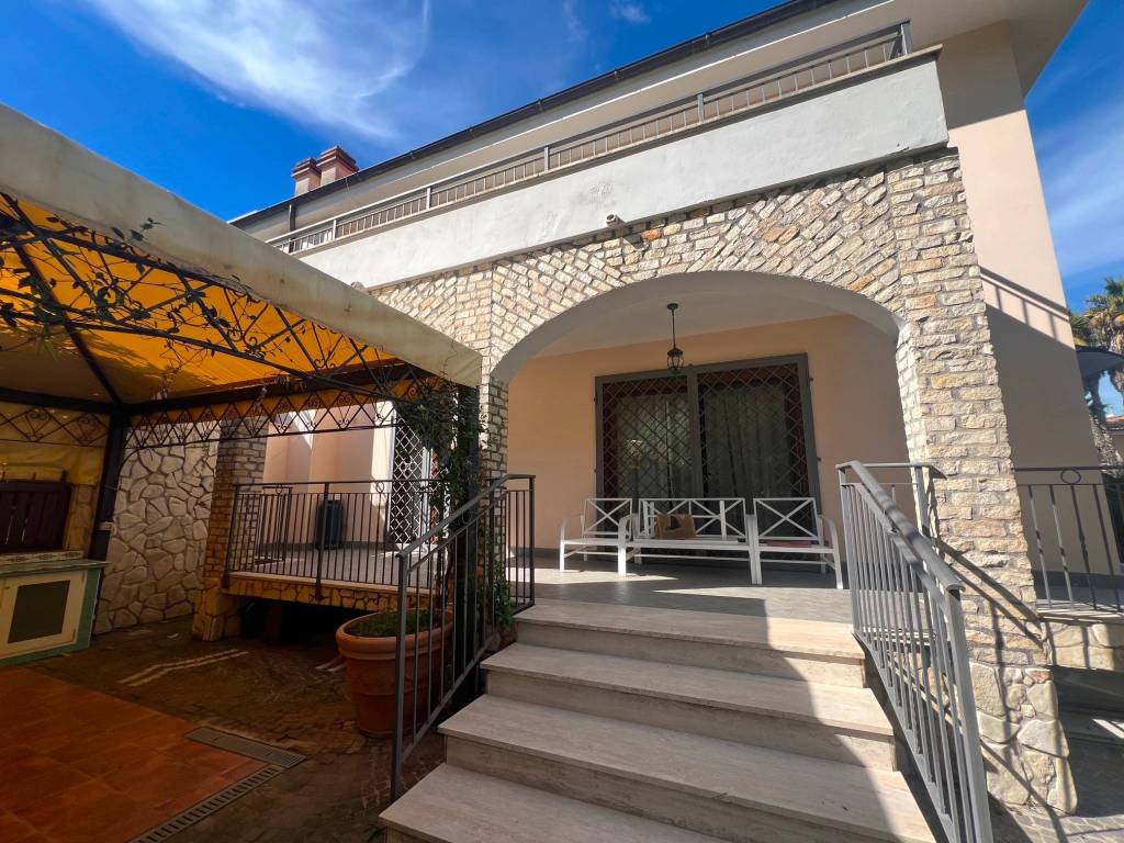 Villa a Sperlonga in Via Penelope, 379 - Foto 4