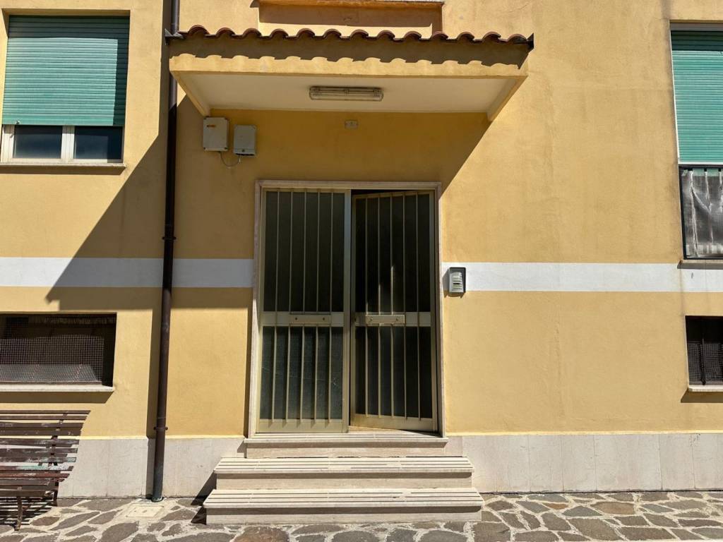 Appartamento a Torre de' passeri in Via Fara Vecchia, 14 - Foto 5