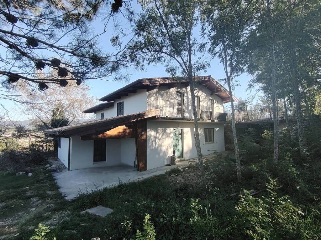 Villa a Spoleto in Frazione San Martino in Trignano - Foto 2
