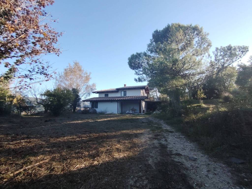 Villa a Spoleto in Frazione San Martino in Trignano - Foto 3