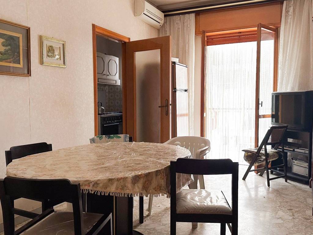 Appartamento a Manfredonia in Via Giuseppe Di Vittorio - Foto 4