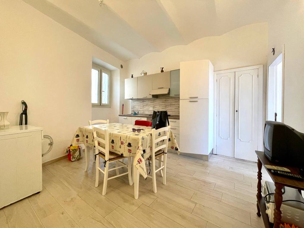 Appartamento a Capodimonte in Via del Laghetto - Foto 3