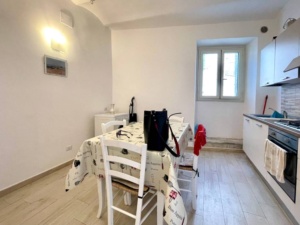 Appartamento a Capodimonte in Via del Laghetto - Foto 4