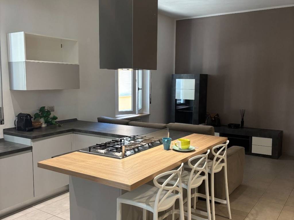Appartamento a Parma in Via Montebello, 37 - Foto 2