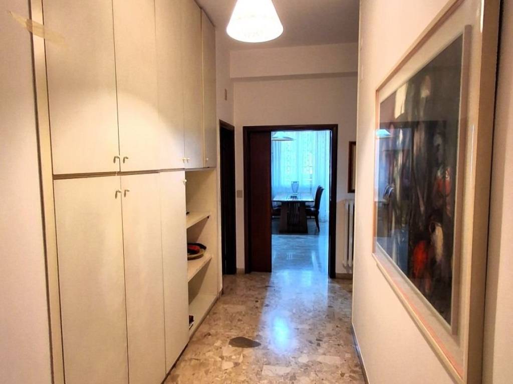 Appartamento a Pesaro in Viale Antonio Cecchi - Foto 2