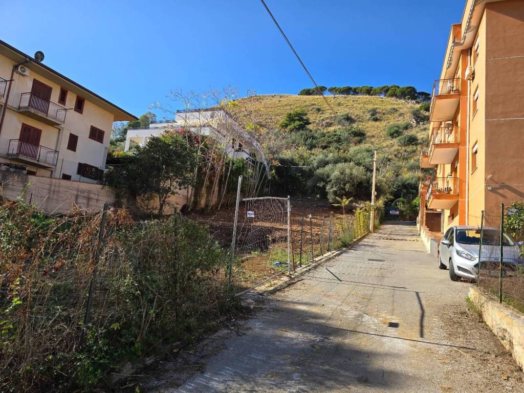 Terreno a Palermo in Via CORRADO CAGLI - Foto 2