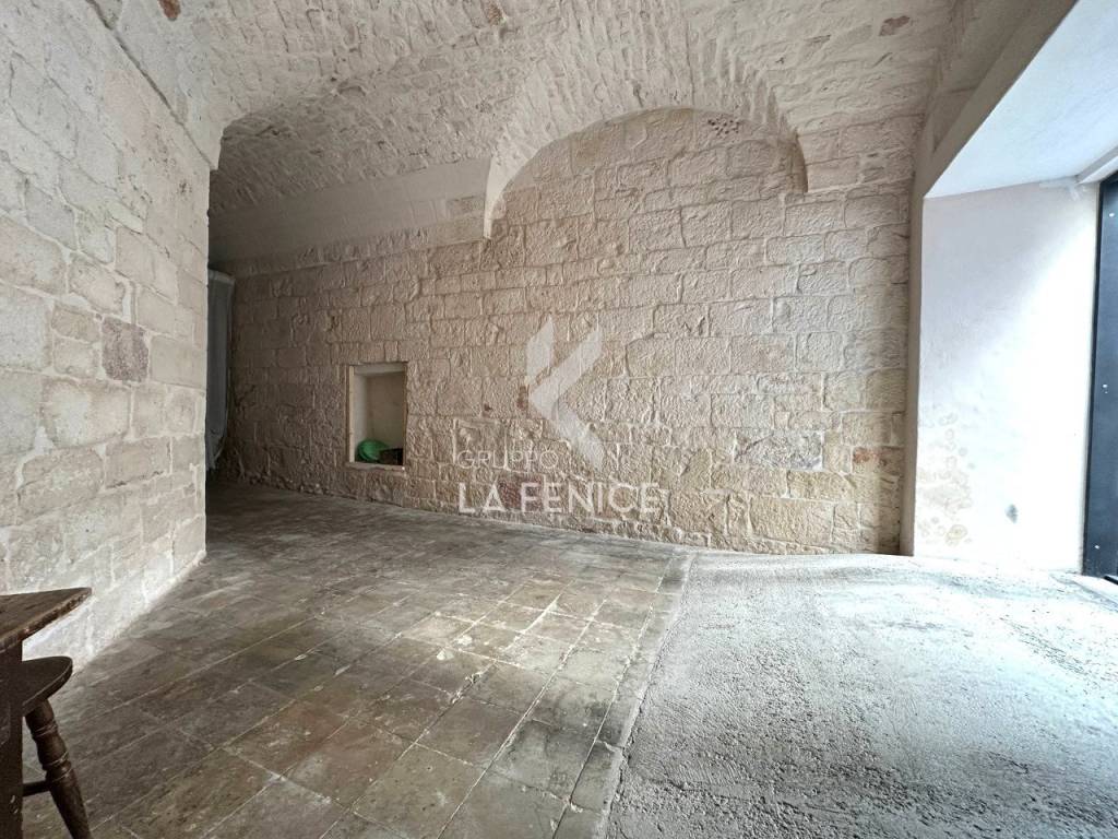 Box / garage a Martina franca in via elio vittorini 25 - Foto 5