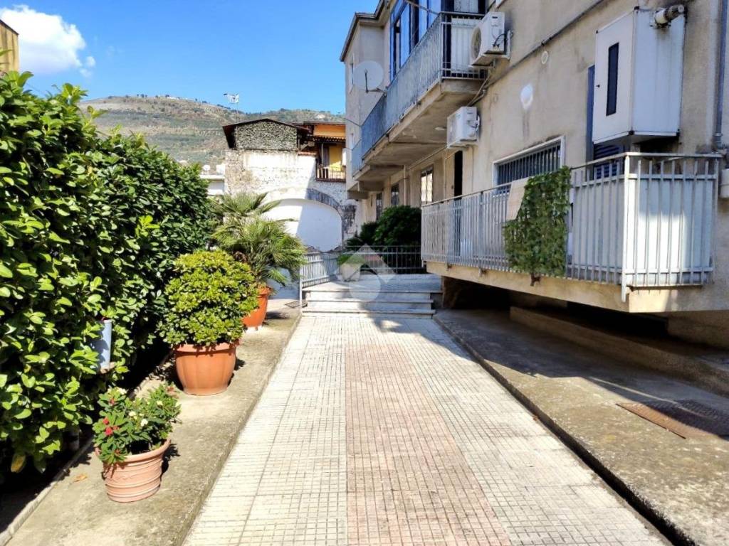 Appartamento a Santa maria a vico in Via Appia, 149 - Foto 5