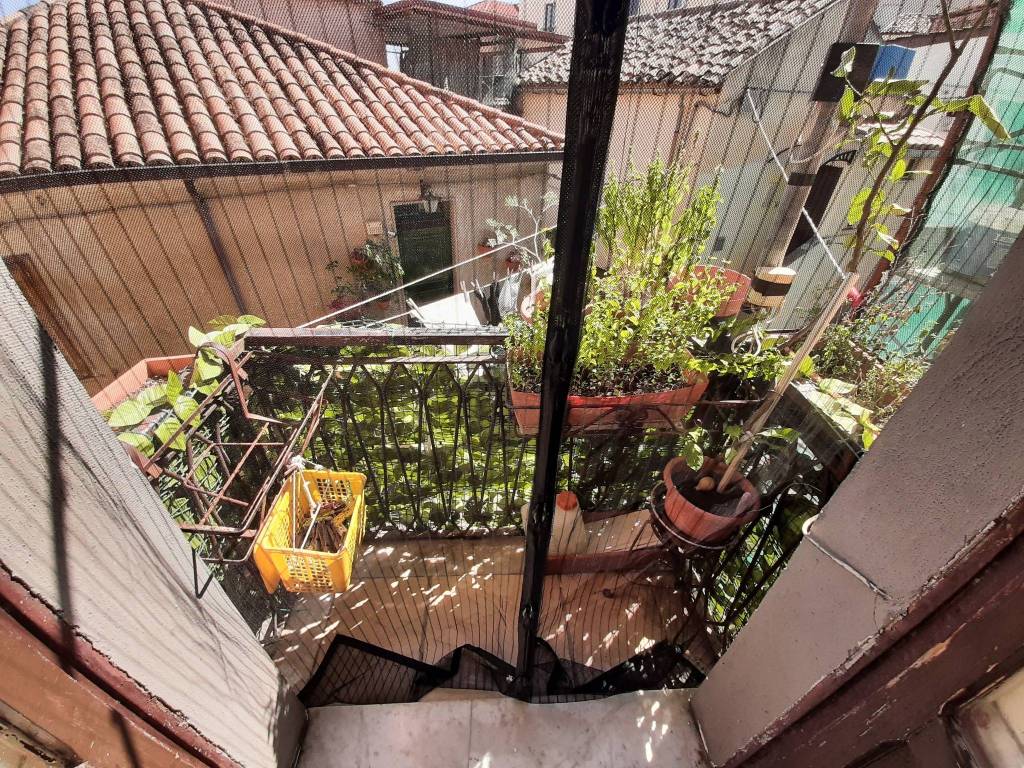 Casa indipendente a Catanzaro in Via San Francesco di Paola - Foto 2