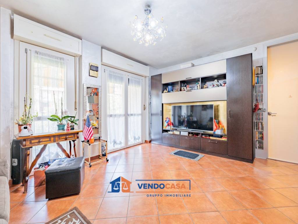 Appartamento a Pinerolo in Via Lemina, 19 - Foto 4