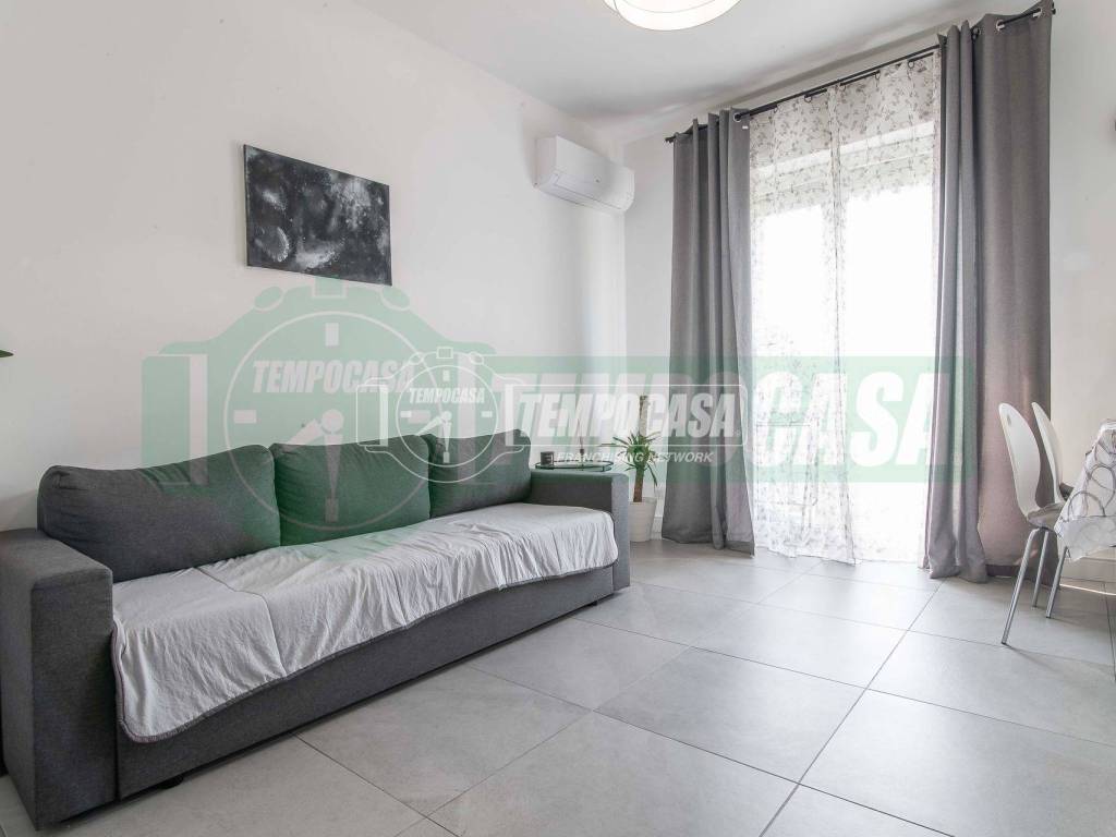 Appartamento a Origgio in Via Giuseppe Garibaldi - Foto 4