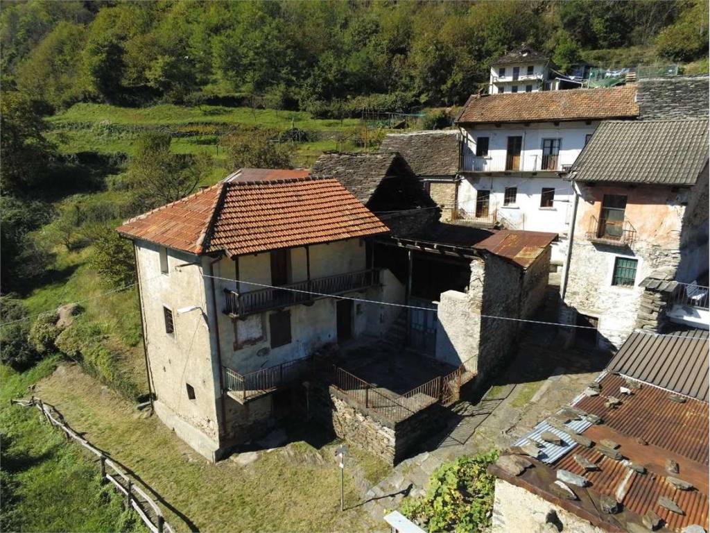 Casa indipendente a Domodossola in Borgata Rogoledo, 3 - Foto 3