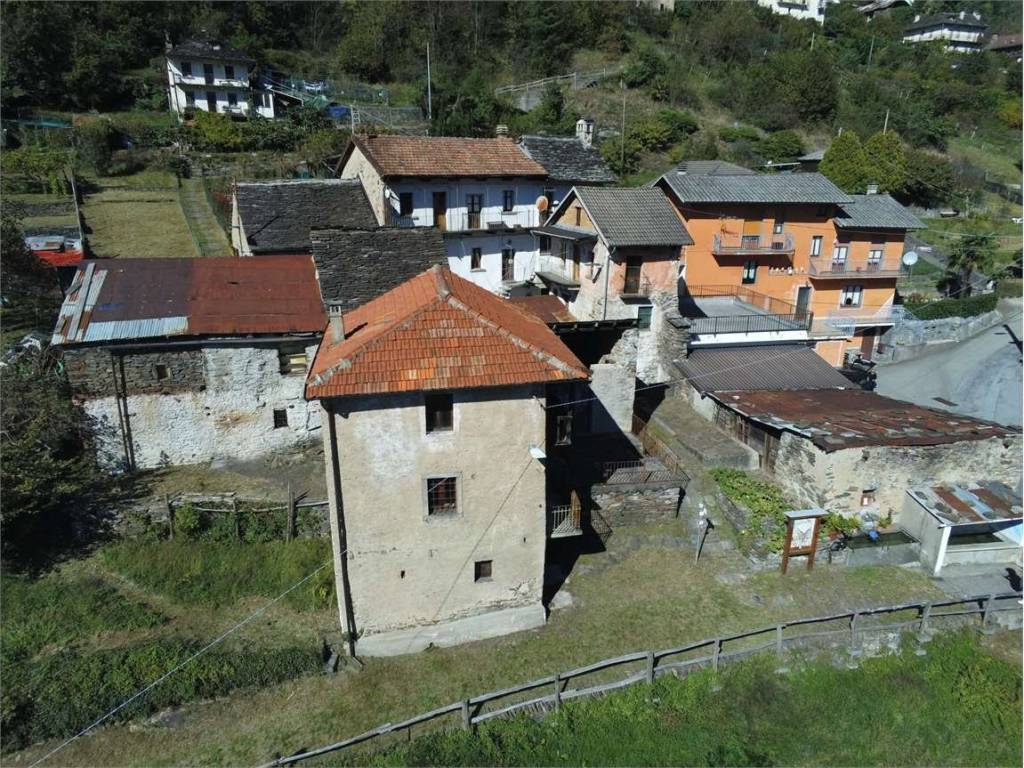 Casa indipendente a Domodossola in Borgata Rogoledo, 3 - Foto 4