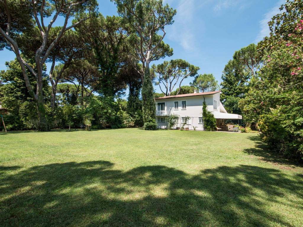Villa a Pietrasanta in Via Tre Ponti - Foto 5