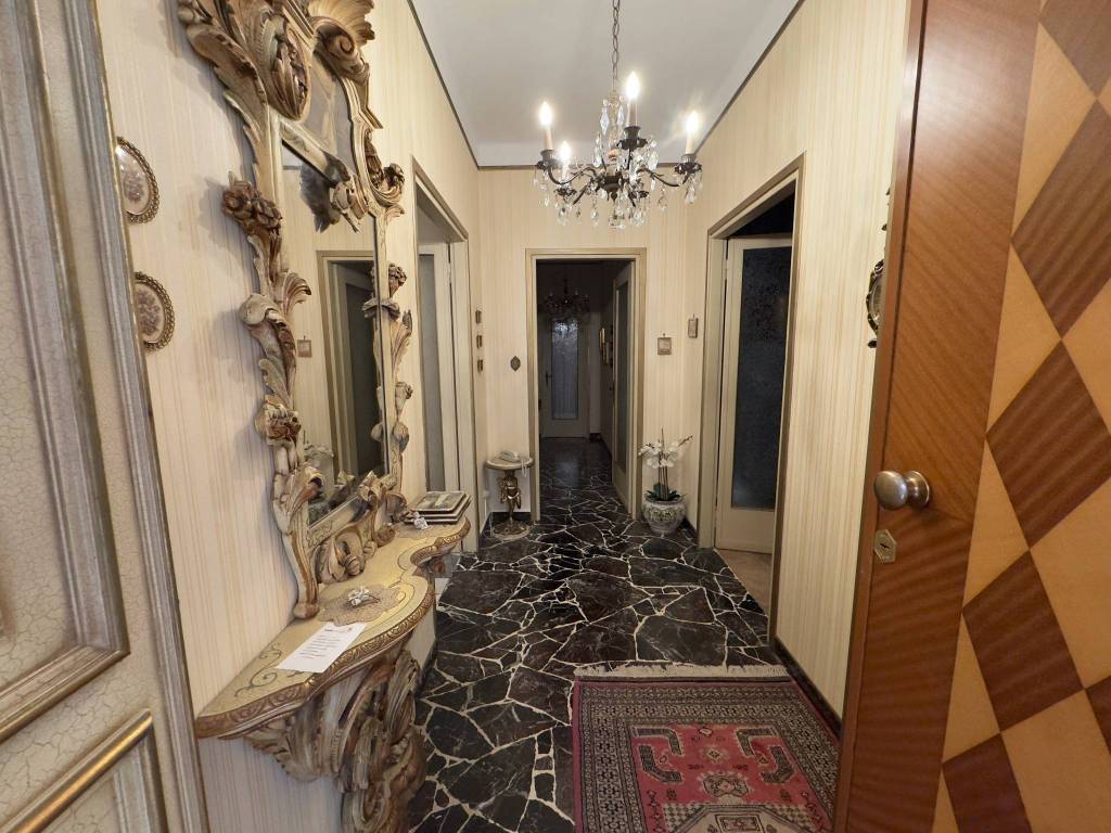 Appartamento a Valenza in Via Giuseppe Mazzini, 37 - Foto 2