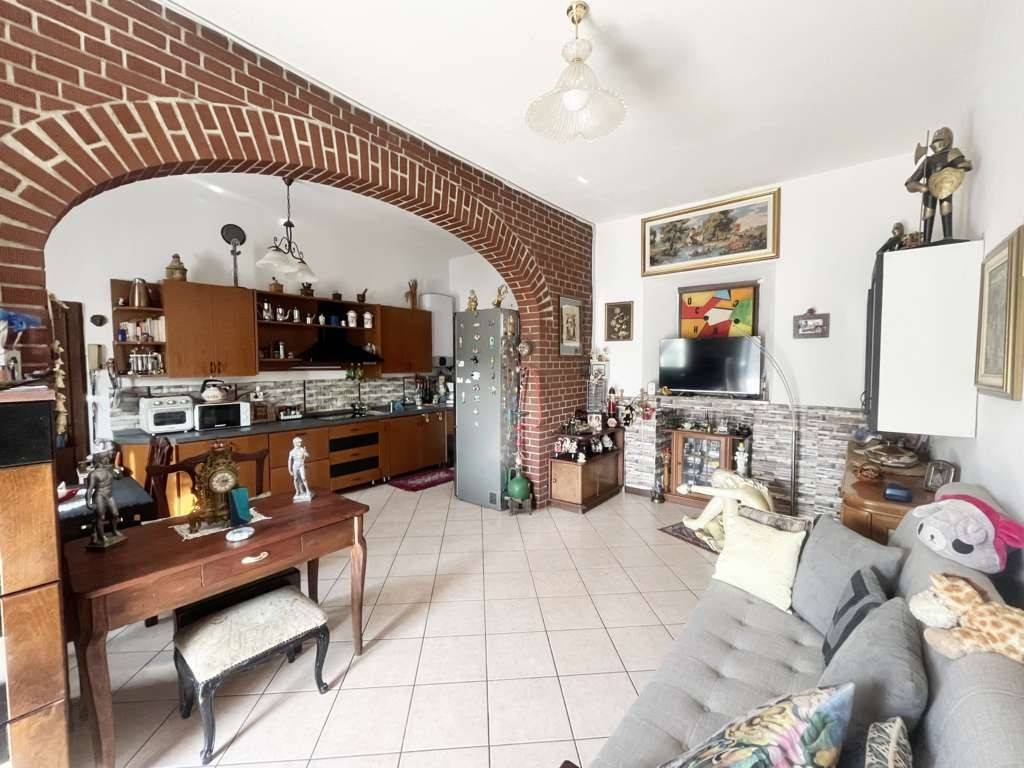Appartamento a Varallo pombia in Via Martiri della Libertà - Foto 2