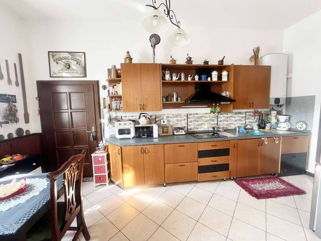 Appartamento a Varallo pombia in Via Martiri della Libertà - Foto 3