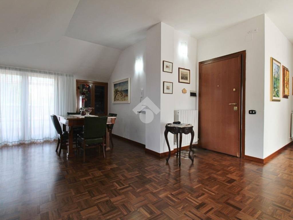 Attico / mansarda a Teramo in Via Giacomo Brodolini, 12 - Foto 2