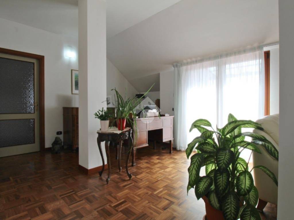 Attico / mansarda a Teramo in Via Giacomo Brodolini, 12 - Foto 4