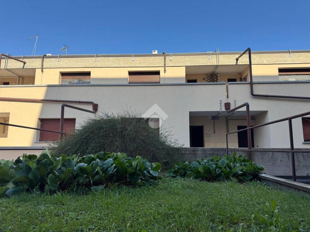 Appartamento a Rovigo in Viale Giacomo Puccini, 16 - Foto 2