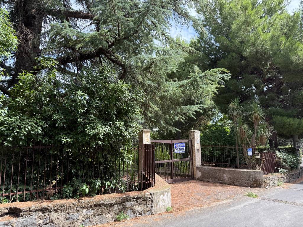 Villa a Ragalna in Via Dottore Giuffrida, 32 - Foto 3