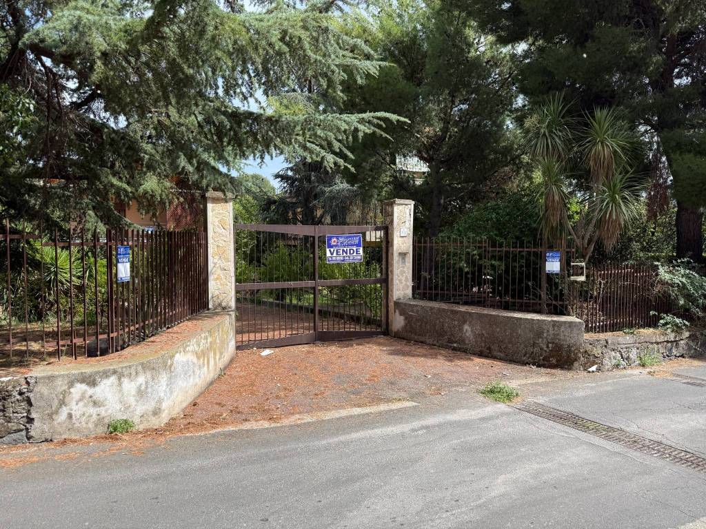 Villa a Ragalna in Via Dottore Giuffrida, 32 - Foto 4