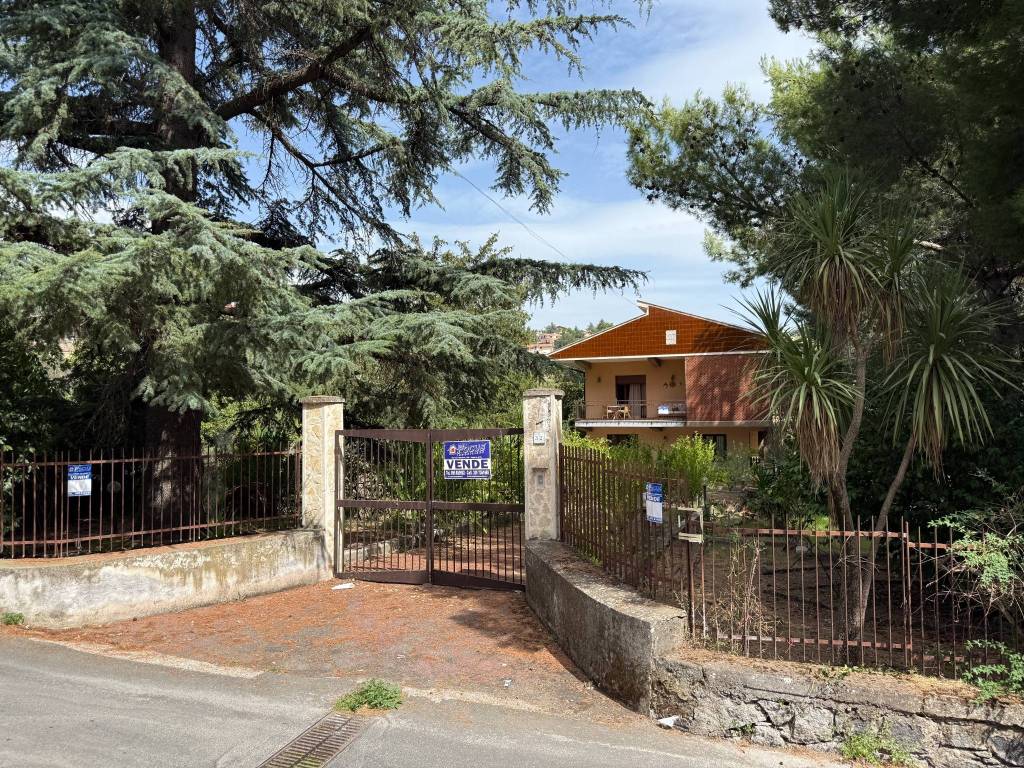 Villa a Ragalna in Via Dottore Giuffrida, 32 - Foto 5