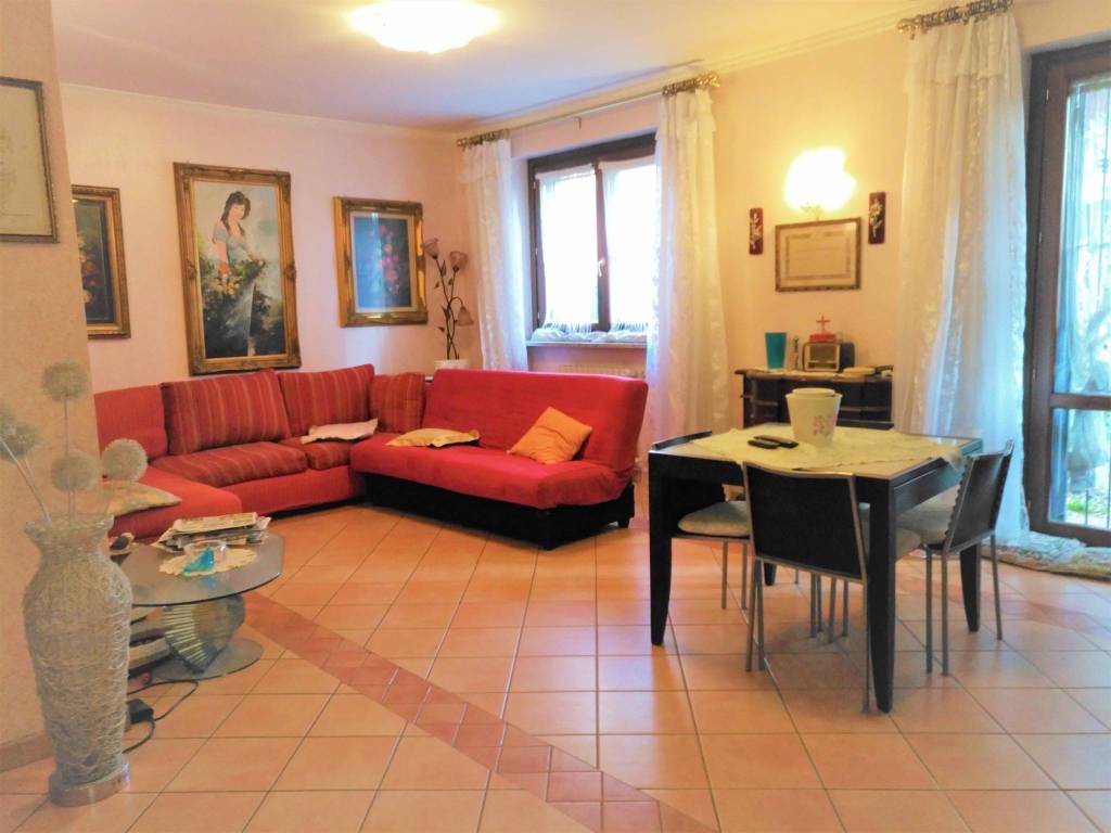 Appartamento a Collegno in Via Augusto Andrea Corti, 6 - Foto 2