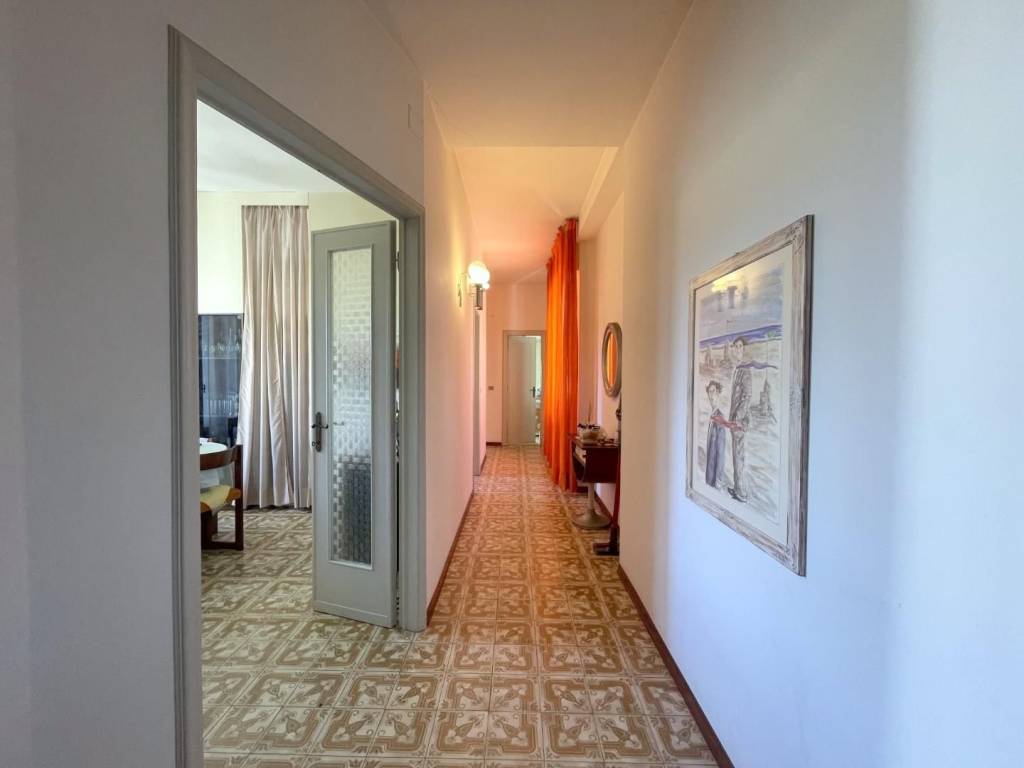 Appartamento a Camaiore in Via Umberto Giordano, - Foto 2