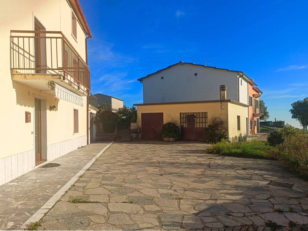 Villa a Erbezzo in Contrada Masselli - Foto 3