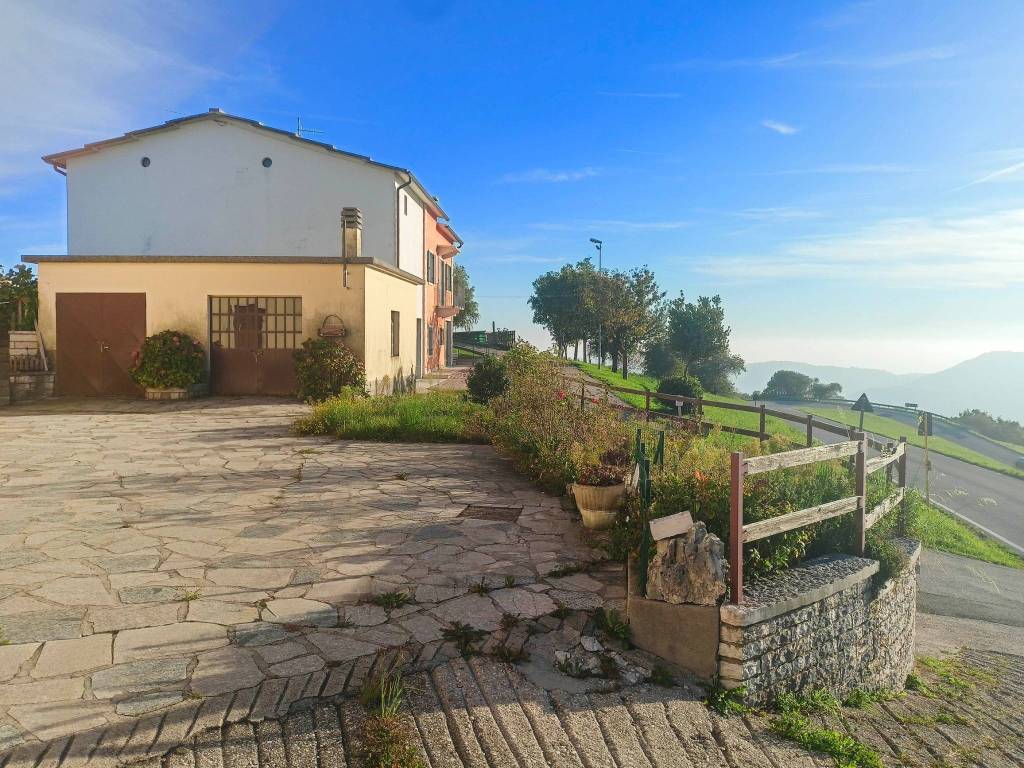 Villa a Erbezzo in Contrada Masselli - Foto 4