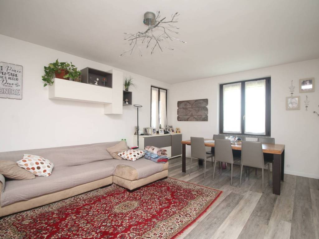 Villa a San fermo della battaglia in Via delle Busacce, 28 - Foto 4