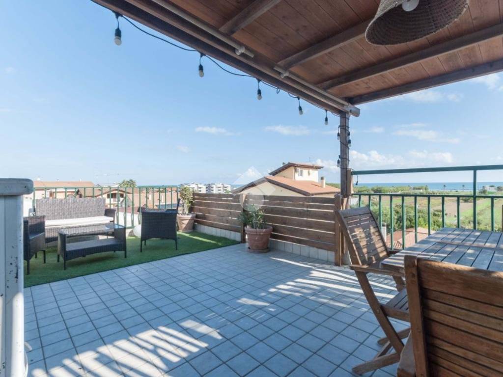 Appartamento a Roseto degli abruzzi in Via Nazionale Adriatica, 156 - Foto 5