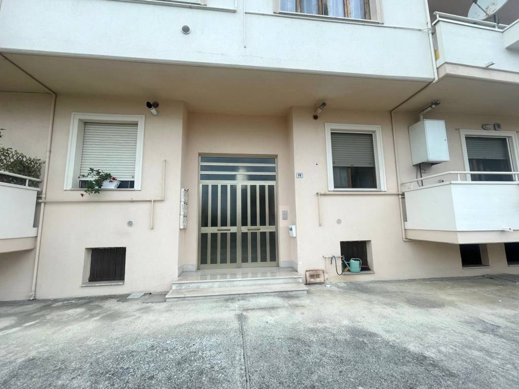Appartamento a Martinsicuro in Via F. Lippi - Foto 3