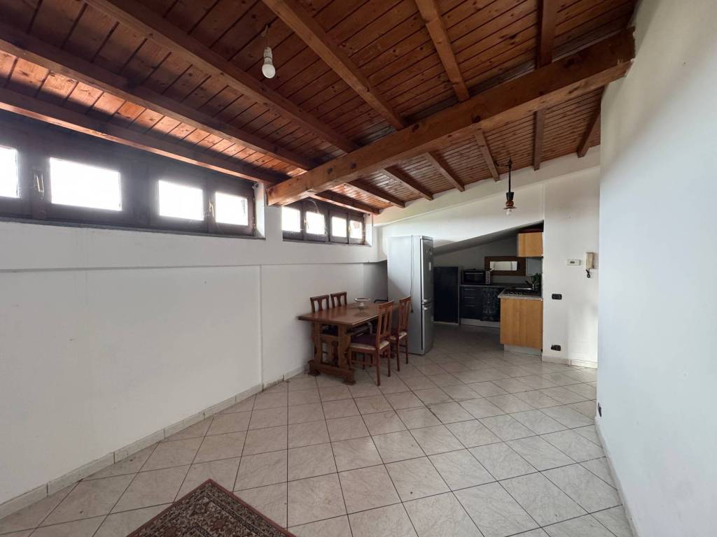 Appartamento a Cantù in Viale Italia - Foto 4
