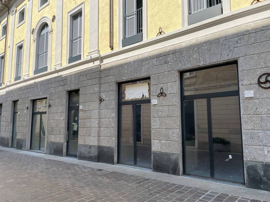 Immobile a Como in via Armando Diaz, 87 - Foto 5