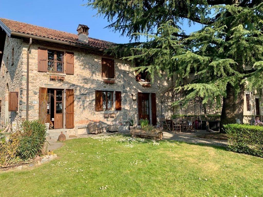 Casa indipendente a Orsenigo in Via Umberto I, 16 - Foto 2