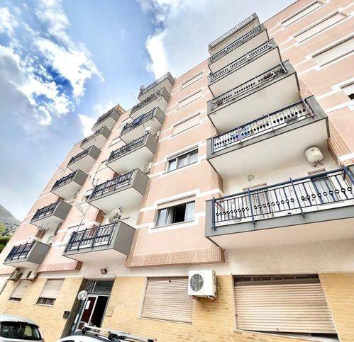 Appartamento a Palermo in Via Sferracavallo 146 A - Foto 3