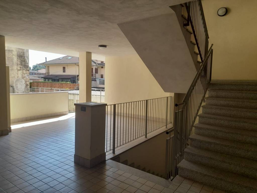 Appartamento a Castelnuovo don bosco in Viale Regina Margherita - Foto 5