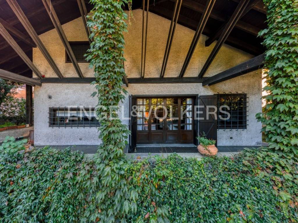 Villa a Saronno in Via Varese, 156 - Foto 3