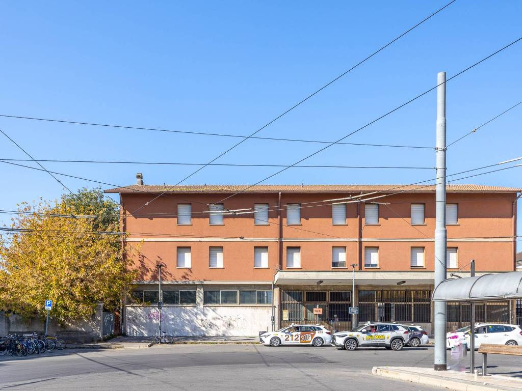 Palazzo / stabile a Modena in Piazza Dante Alighieri - Foto 3