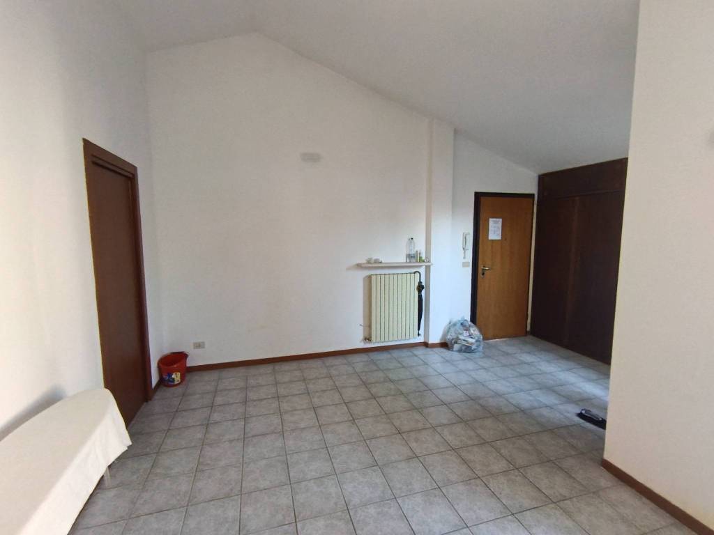 Appartamento a Massa lombarda in piazza - Foto 3