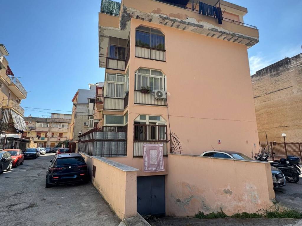 Appartamento a Palermo in Via Ettore Cumbo, 13 - Foto 2