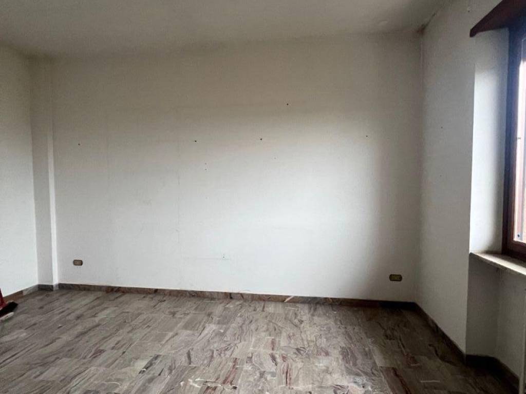 Appartamento a Bagnolo piemonte in Via Camillo Benso di Cavour - Foto 4