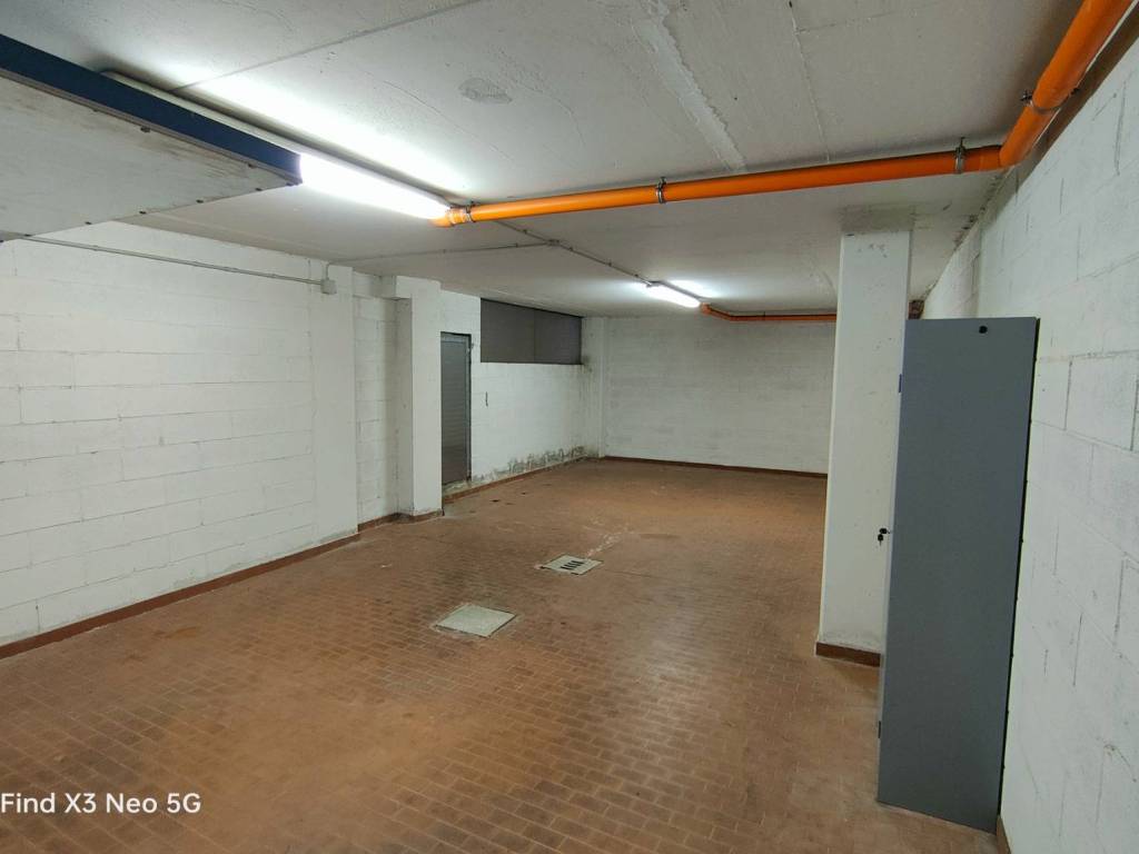 Box / garage a Bologna in Via Massenzio Masia - Foto 3