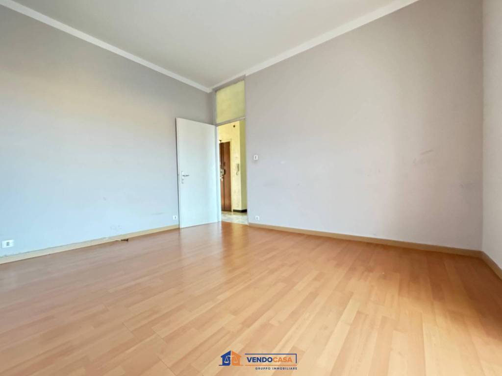 Appartamento a Castagnole delle lanze in Piazza San Bartolomeo, 7 - Foto 2