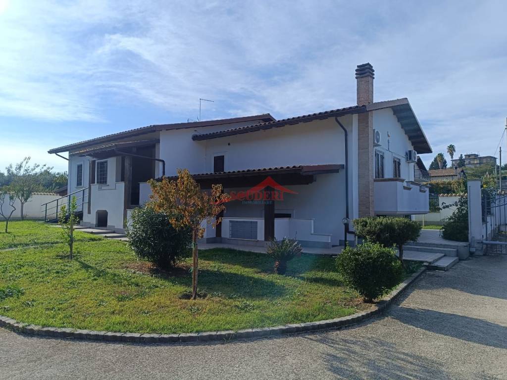 Villa a San cesareo in Via degli Ulivi - Foto 2